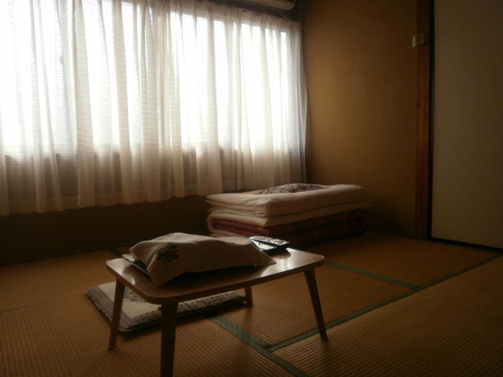 Kakiya Ryokan Kamakura Zimmer foto